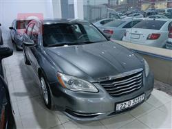 Chrysler 200